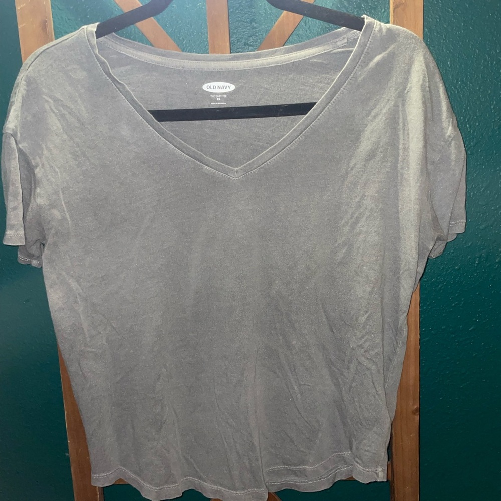 Old Navy Gray Short Sleeve Tee V-Neck